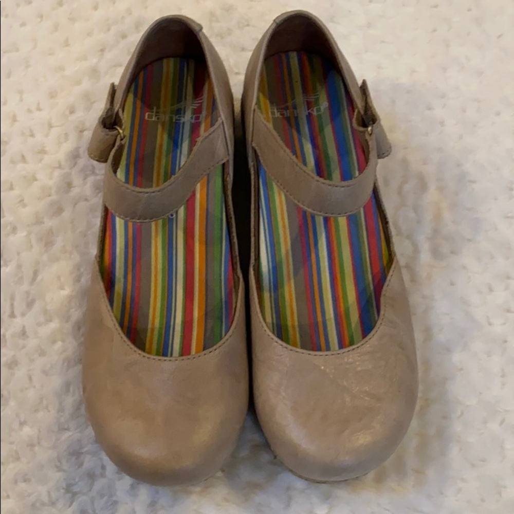 Dansko shoe with ankle strap
